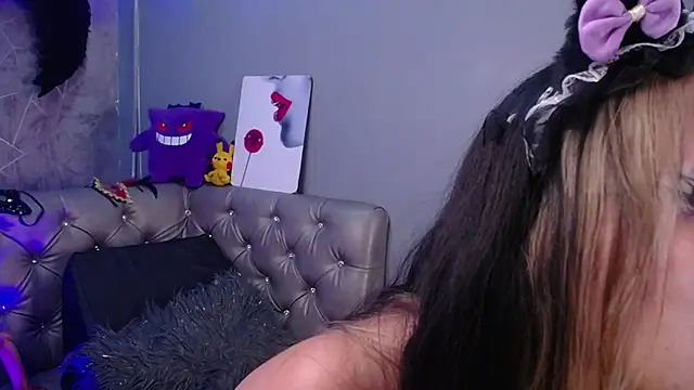 amelierouss's cam snapshot