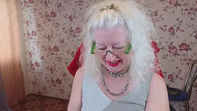 Maya_Mayflower's cam snapshot