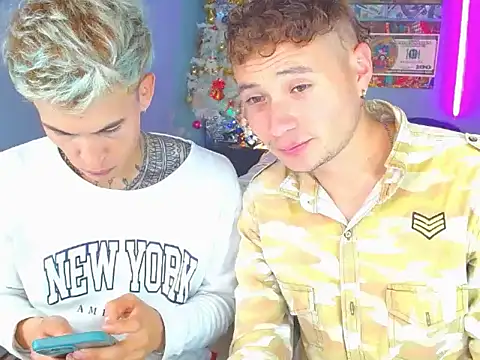 Latin_boysxxxx's cam snapshot