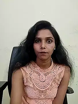 Brown__girl's cam snapshot