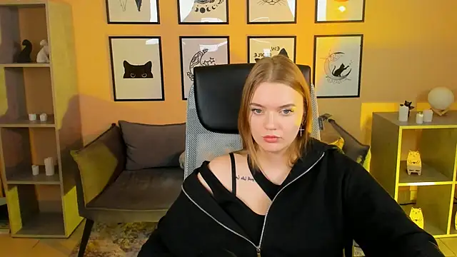 LisaMitchell's cam snapshot