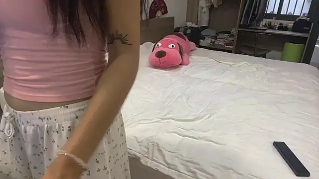 LizParadiz's cam snapshot