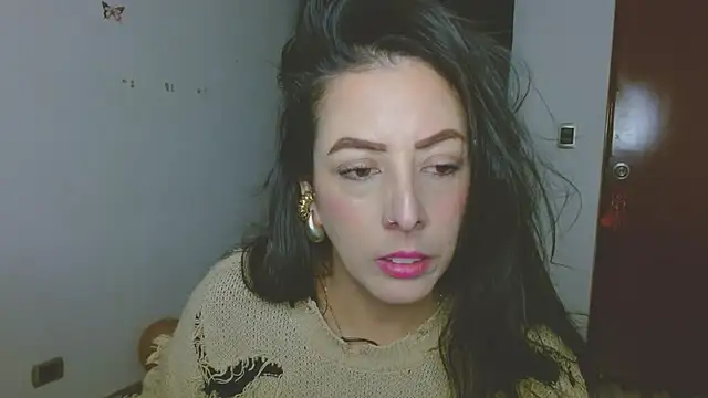 ella_peck's cam snapshot