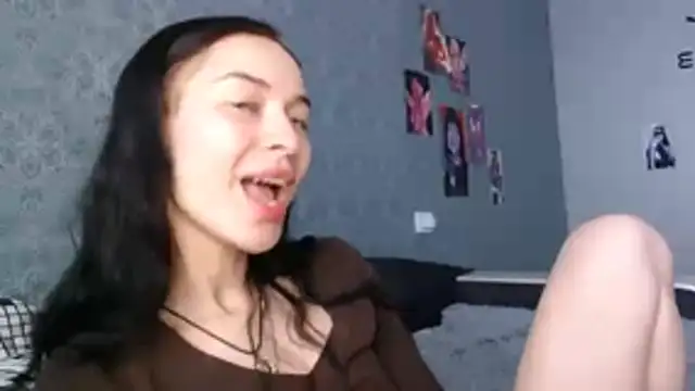 Daphne_Darkthorn's cam snapshot