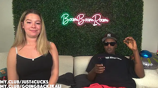 boomboomr00m live sex cam