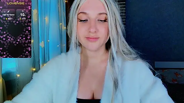 Evacadooo's cam snapshot