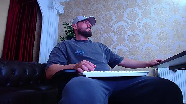 AdamJamesonn live sex cam