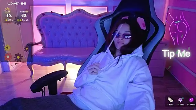 ailen_t's cam snapshot