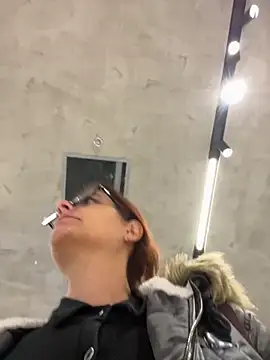 NataKitten live sex cam