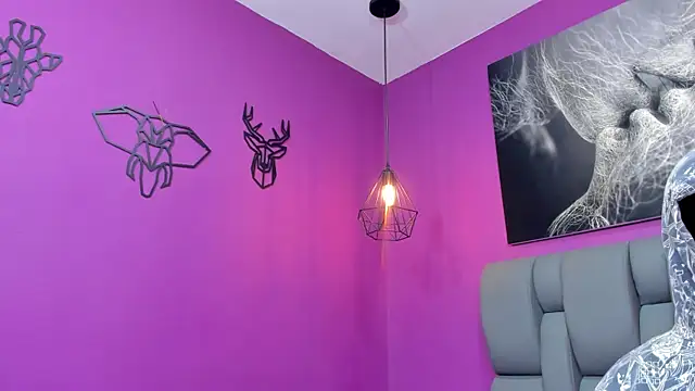 Taniabenelli's cam snapshot