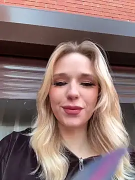 RollDolls live sex cam