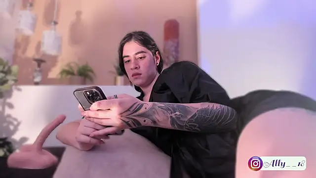 Ally_addams's cam snapshot