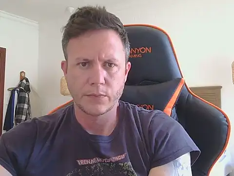 TroyDieselXXX's cam snapshot