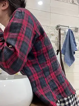 LittleFox33's cam snapshot