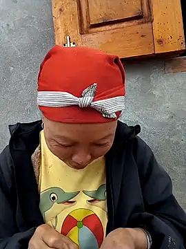 cute-kiss's cam snapshot