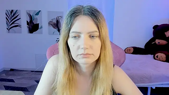 AleksaLaurent's cam snapshot