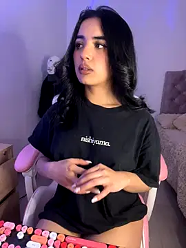 Emily-14's cam snapshot