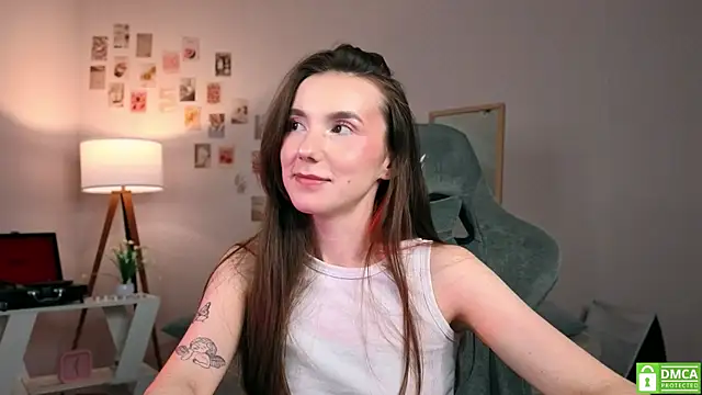 yourfrenchteacher's cam snapshot