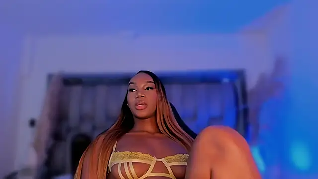 ChaynnaCooper's cam snapshot