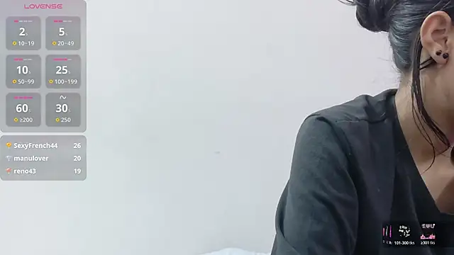 yourcuteneighbourr's cam snapshot