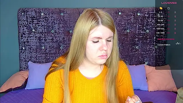 NoraBigAss's cam snapshot