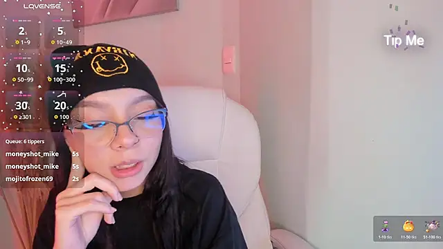 CleoWhite's cam snapshot