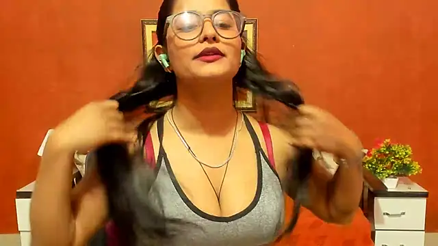 Jasmine_Jaey1's cam snapshot