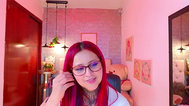 meghan_nill's cam snapshot