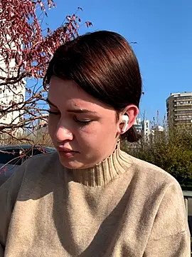 KikiWatson live sex cam