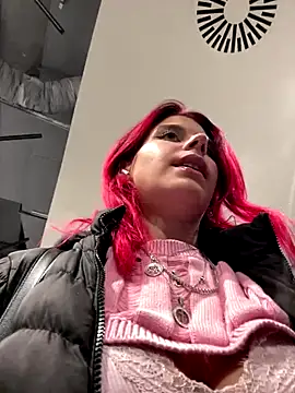 RiriRoseey's cam snapshot