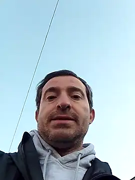 openlegsforyou's cam snapshot