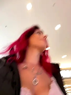 RiriRoseey live sex cam