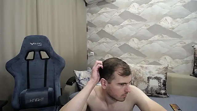 SerzhKorol1's cam snapshot