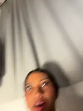 Barbiebrunette_'s cam snapshot