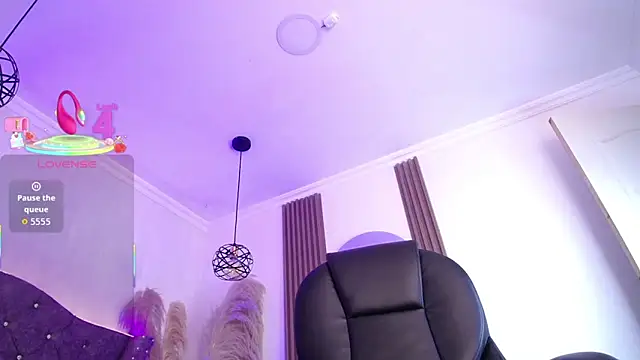 Amara_Davis's cam snapshot