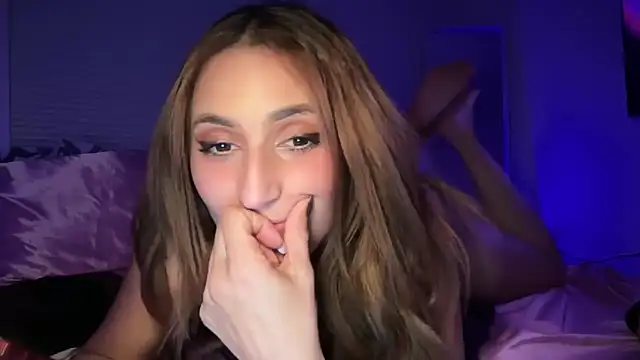 miasecretx's cam snapshot