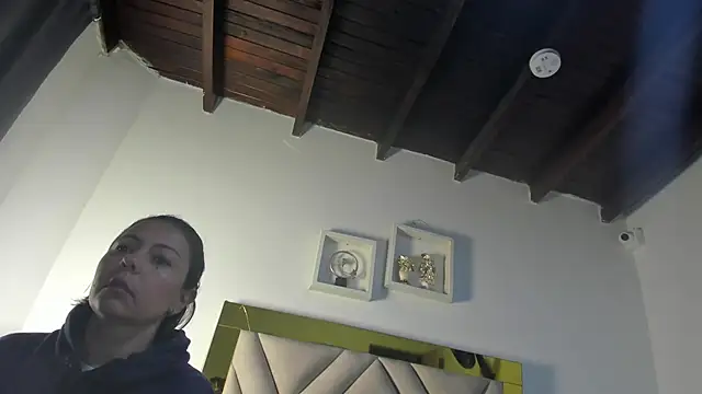 ariana-martins's cam snapshot