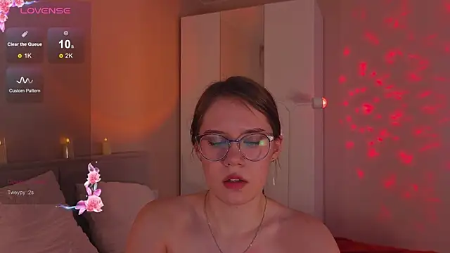 Mia_Luw's cam snapshot