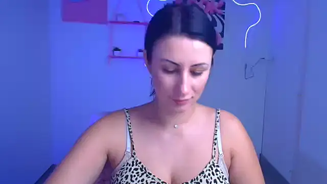 Loren_Moa live sex cam