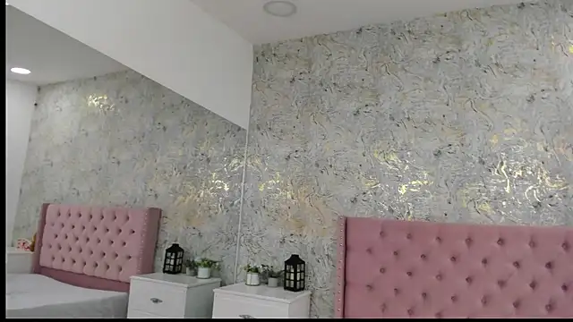 SienaWild's cam snapshot