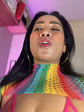 AsianMilfSheryl's cam snapshot