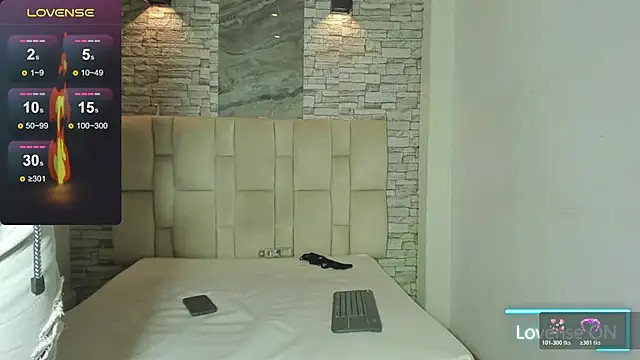 SMITH_OLIVERR live sex cam