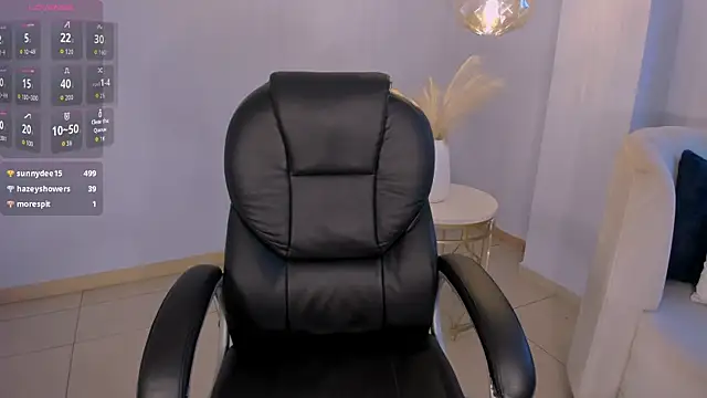 LarisaSmirnov's cam snapshot