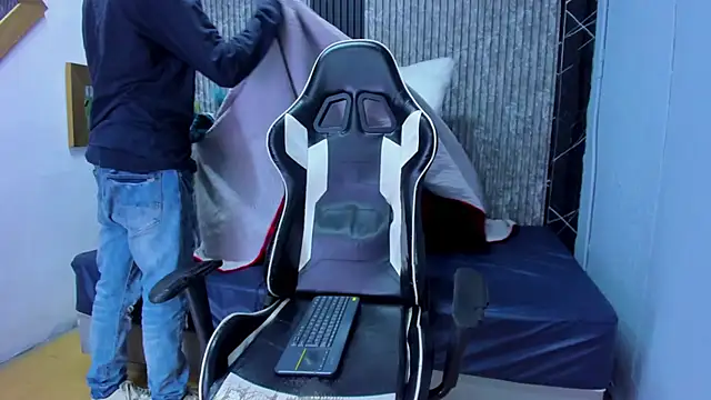 Mike_0233_ live sex cam