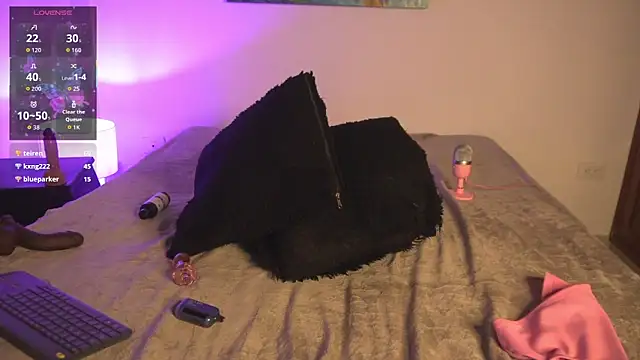 noah_0814's cam snapshot