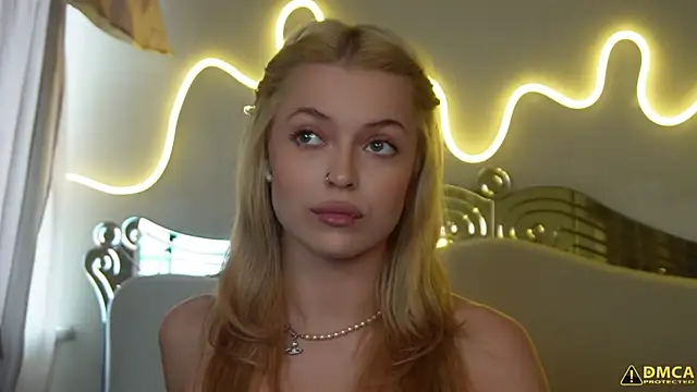 kellypeachcake's cam snapshot