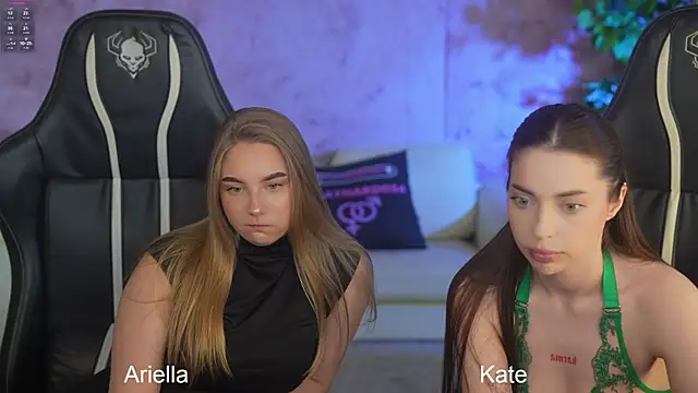 Kate054's Stripchat show and profile