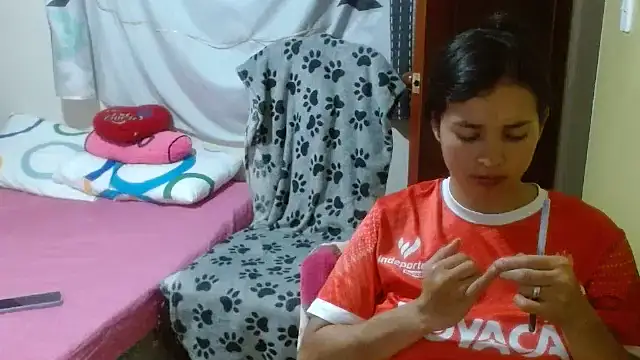 clayre_and_jill's cam snapshot