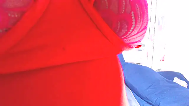 Honeybumsx32's cam snapshot