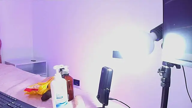 samantha_sw's cam snapshot